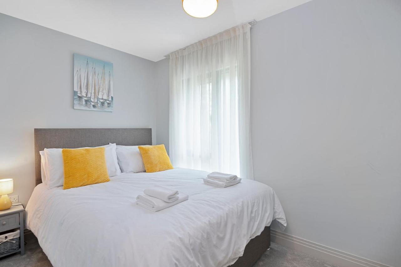 Spacious, 3 Bedroom, 2 Bathroom, Surbiton Zewnętrze zdjęcie